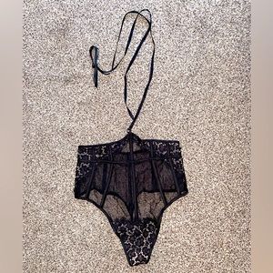 NWOT Victoria’s Secret lingerie bottoms